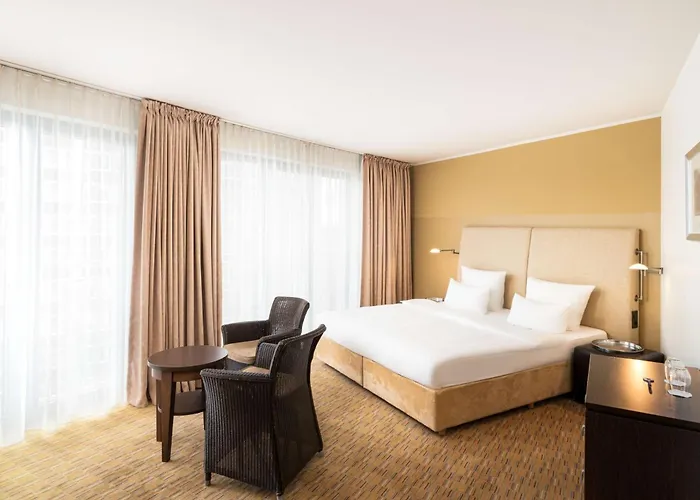 Elaya FinkenwerderHotel Hamburg